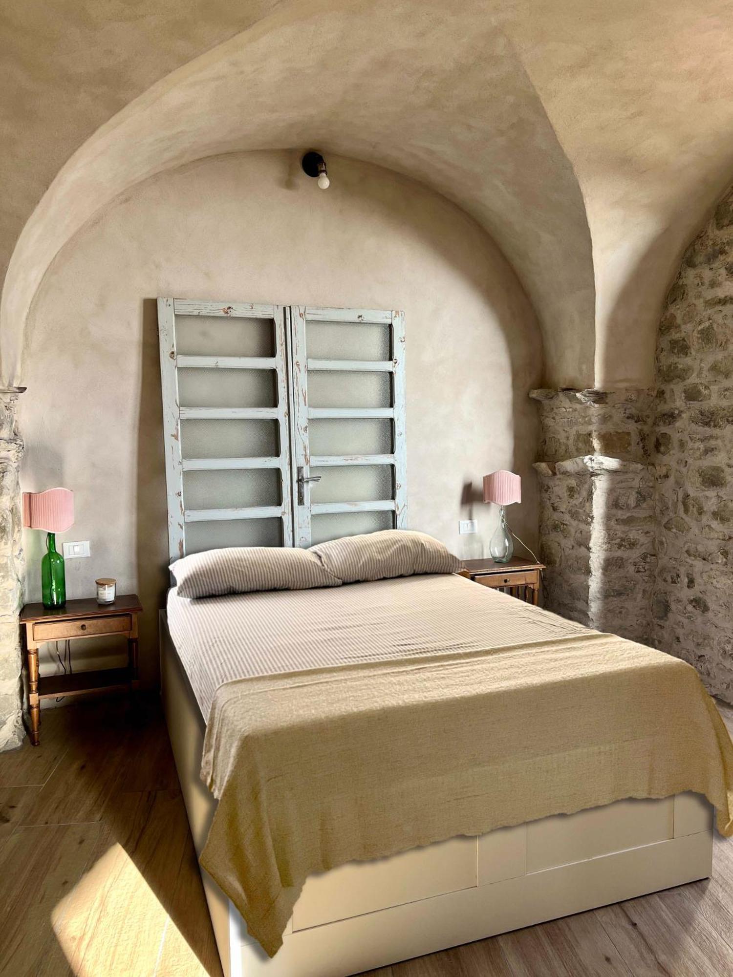 La Finestra Di Dante Apartment Mulazzo Bagian luar foto