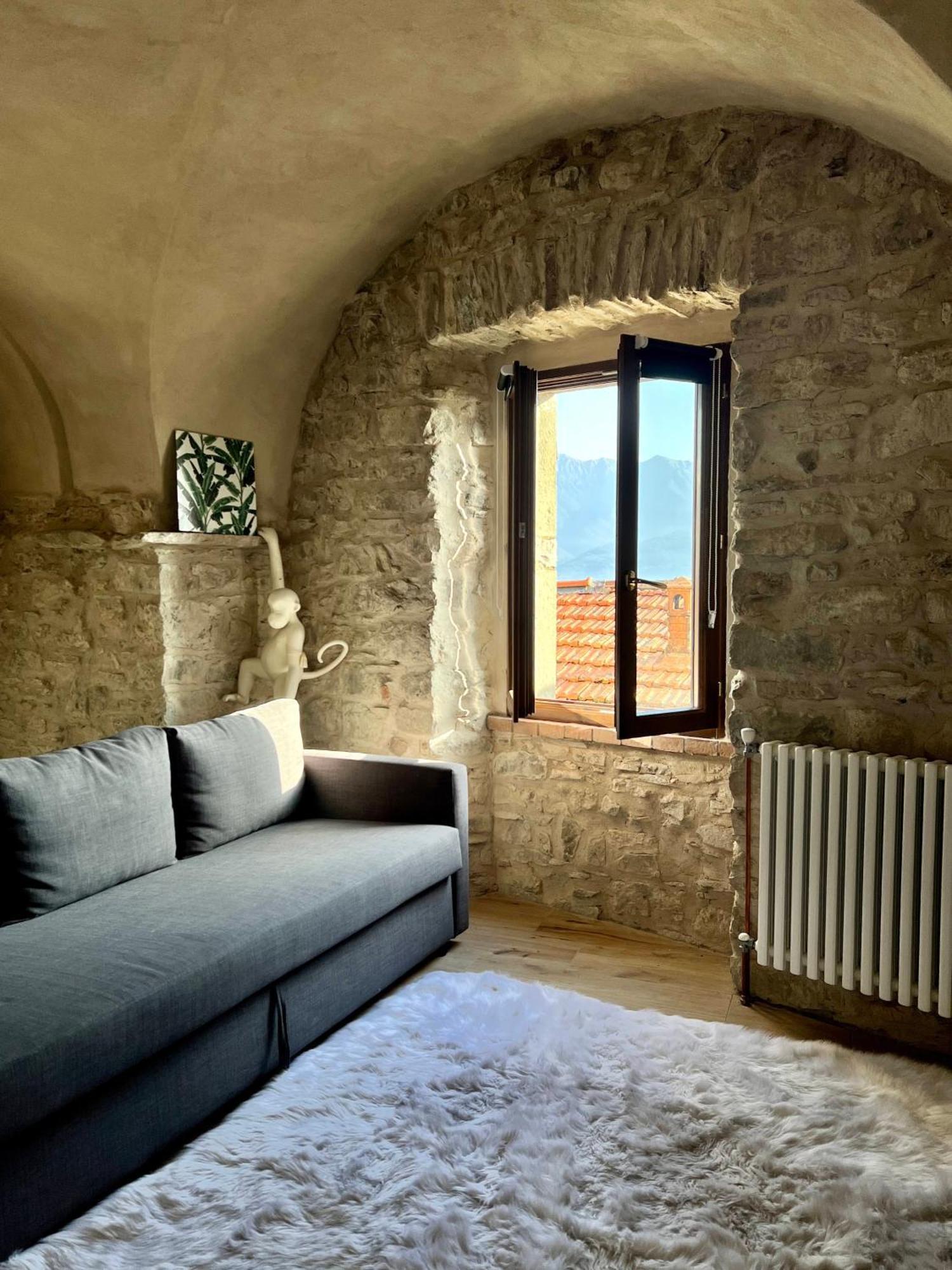 La Finestra Di Dante Apartment Mulazzo Bagian luar foto