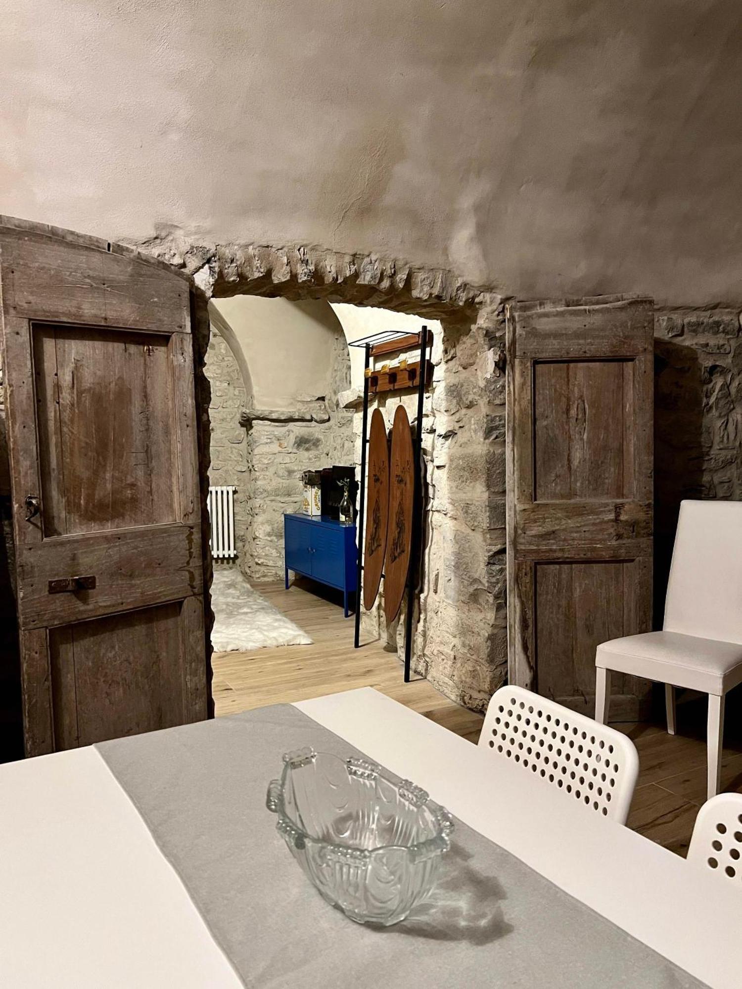 La Finestra Di Dante Apartment Mulazzo Bagian luar foto