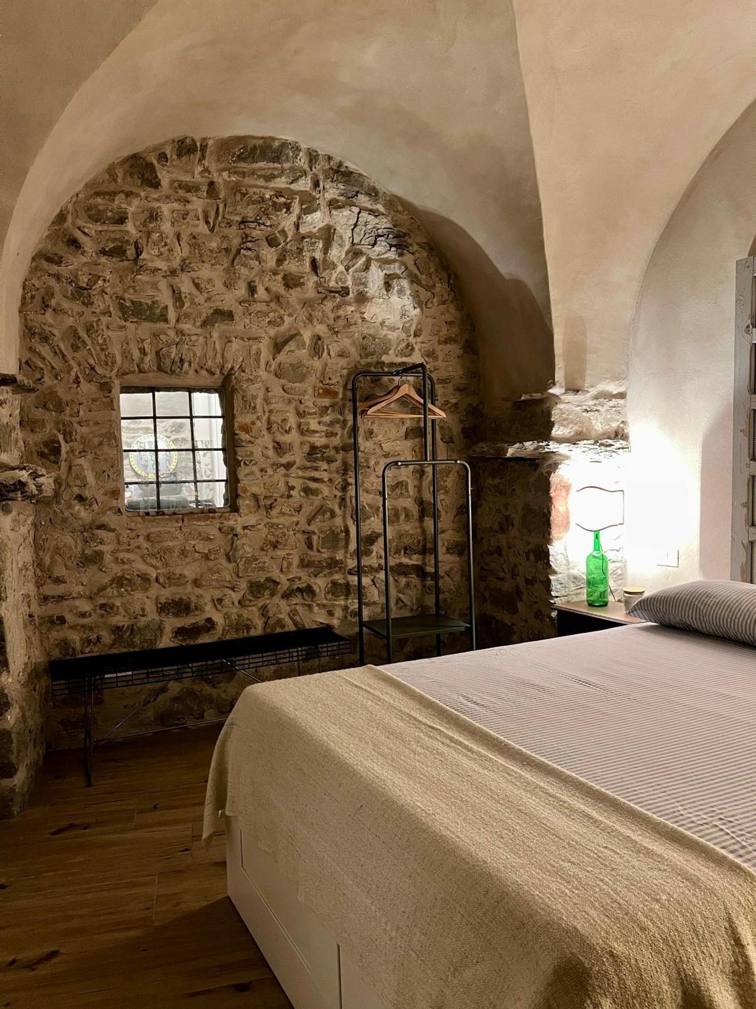 La Finestra Di Dante Apartment Mulazzo Bagian luar foto